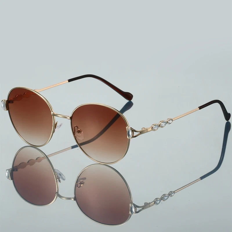 Women's Vintage Round Gradient Sunglasses with Rhinestones