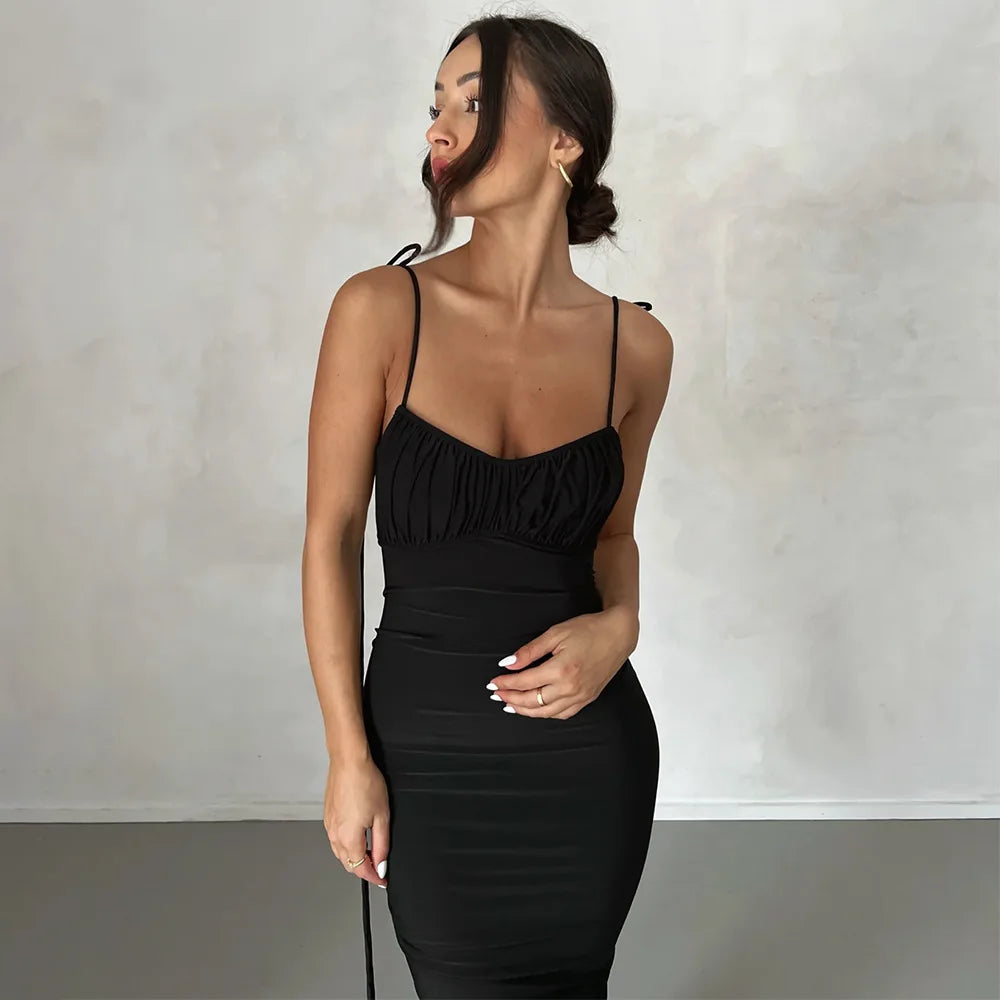 Women's Spaghetti Strap Backless Maxi Ruched Dress Outfit