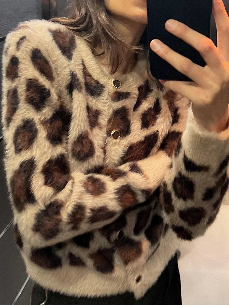 Women's Leopard Print Knit Sweater Cardigan Round Neck Jacquard Long Sleeve Knitted Jacket