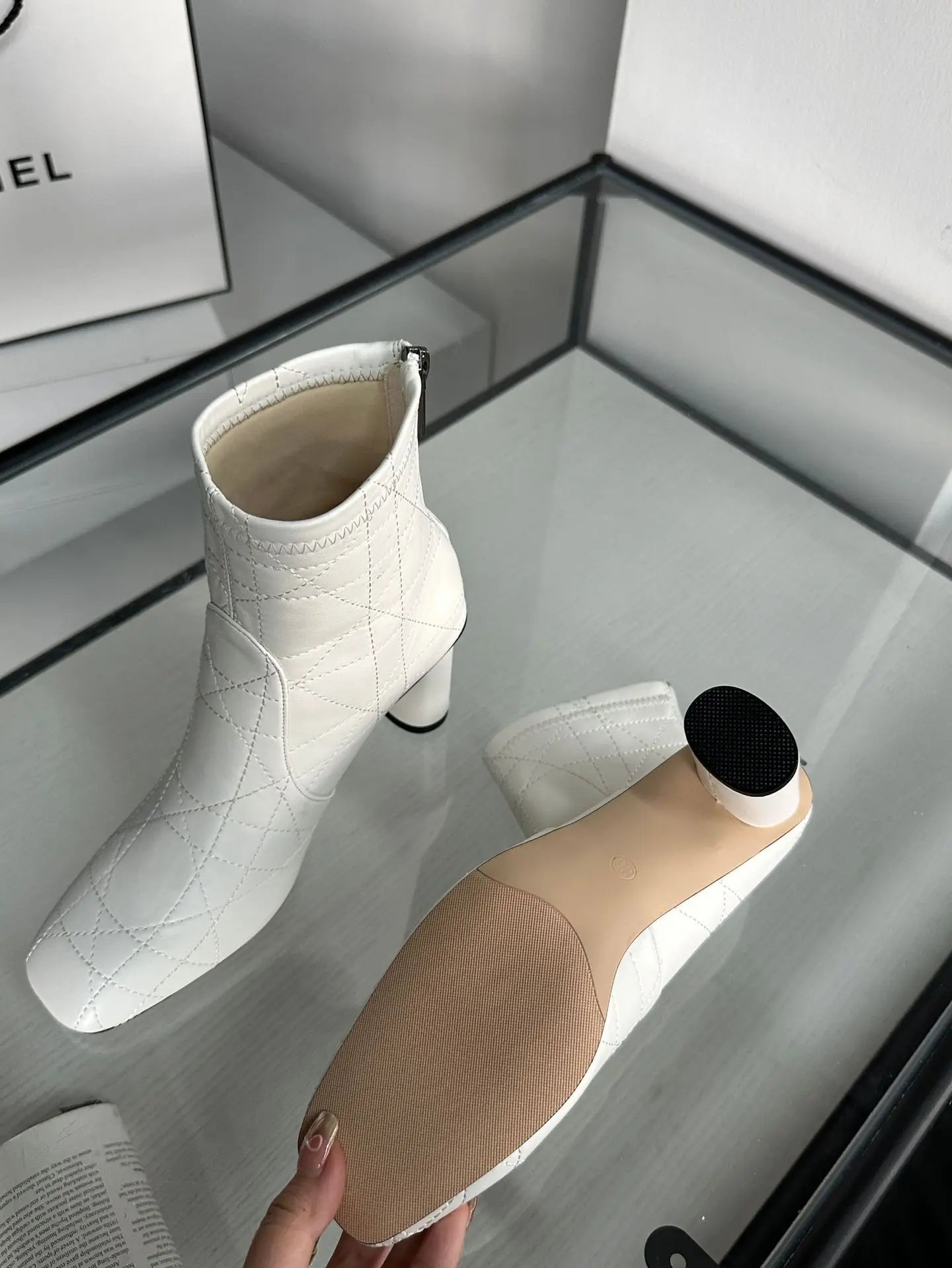 Retro Checkered Ankle Boots - Round Heel with Back Zipper