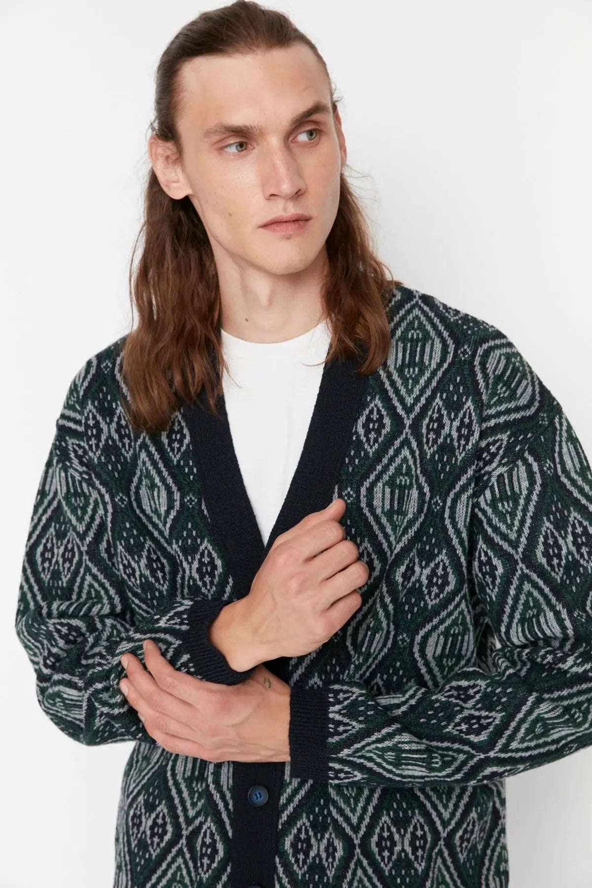 Men's Diamond Pattern V Neck Button Off-Shoulder Knitwear Cardigan