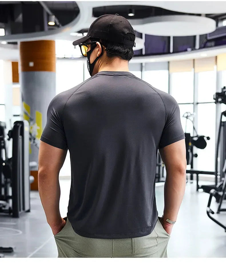 Men's Dry Fit Sport Short Sleeve Running Compression Sweatshirt Tight Sportswear Gym Fitness Elastic Shirts Top Rash Guard T-Shirt