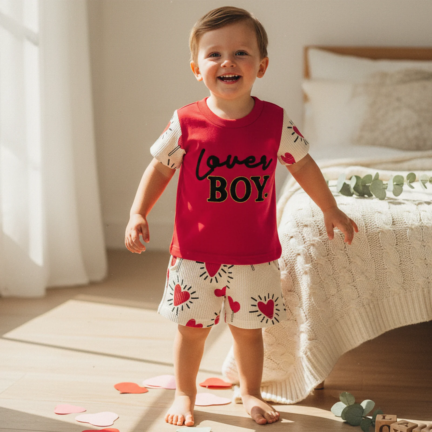 Toddler Boys Valentine's Day Outfit Set - Letter Embroidery T-Shirt & Candy Heart Shorts