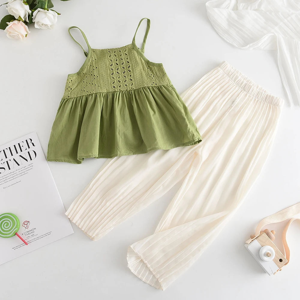 Girls Summer Hollow Suspender Top & Trousers Set – 2-Piece Casual Outfit