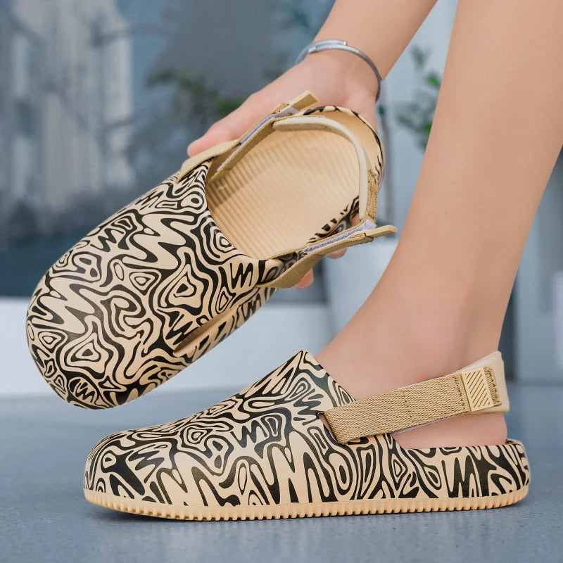 Men's Summer Slippers Outdoor Sandals Design Clogs Beach Slippers Flip Flop Casual Slides