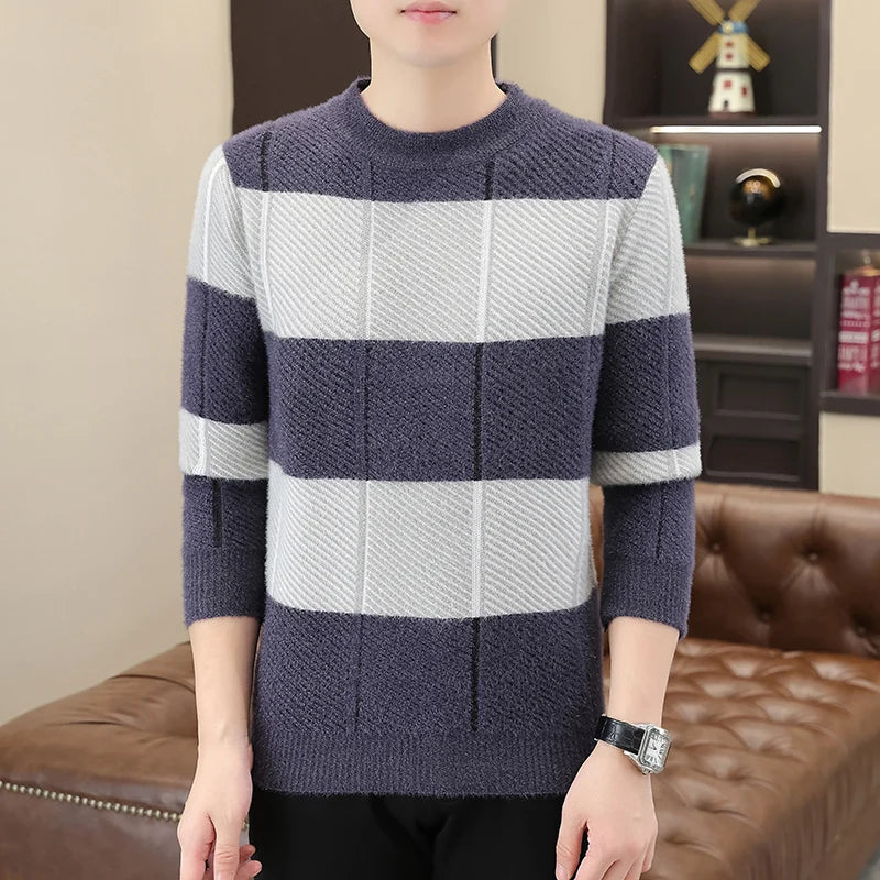 Men's Slim Fit Knitted Sweater - O-Neck Striped Pullover
