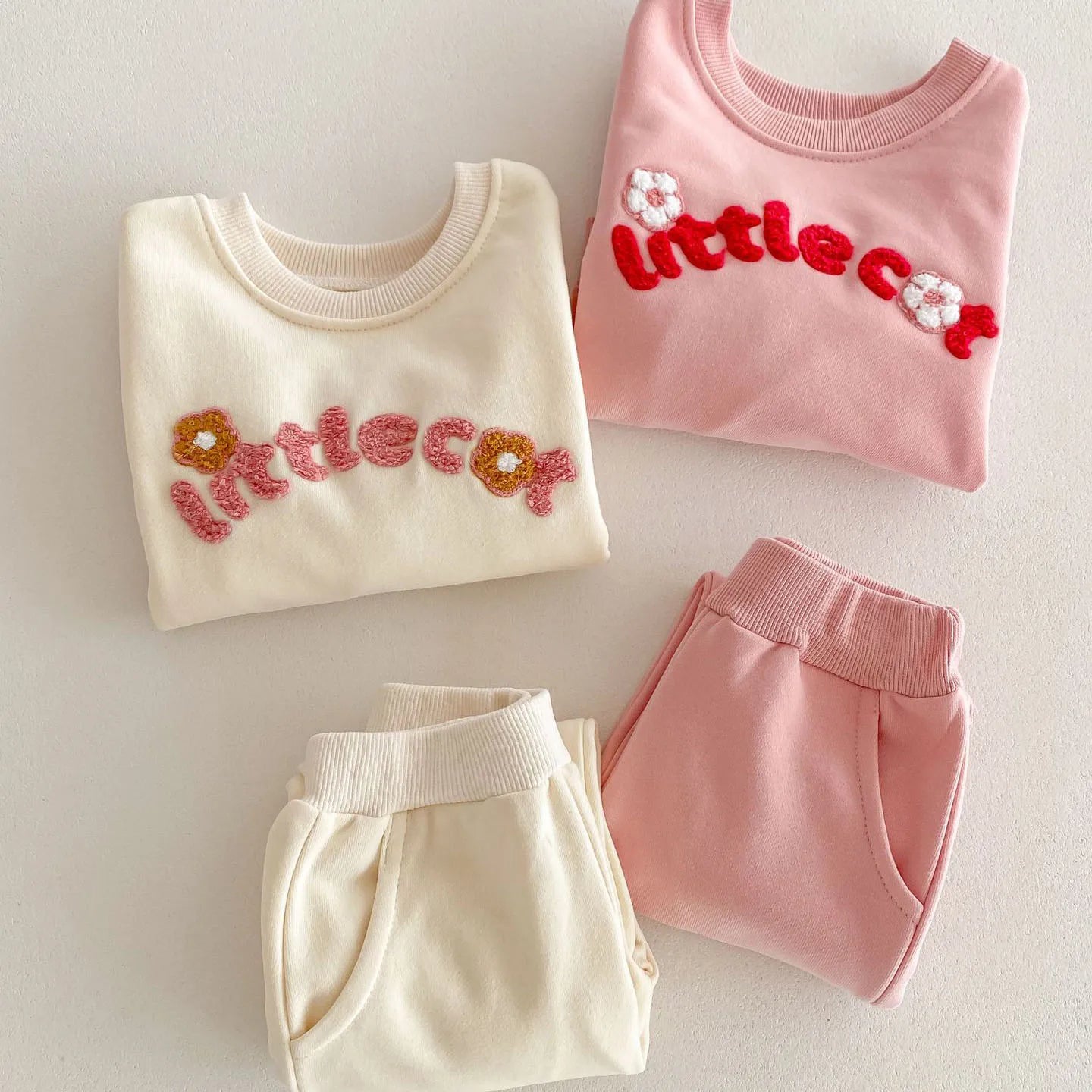 Girls Letter Print Hoodie Round-Neck Sweatshirts and Pants 2 PCS Track Suit