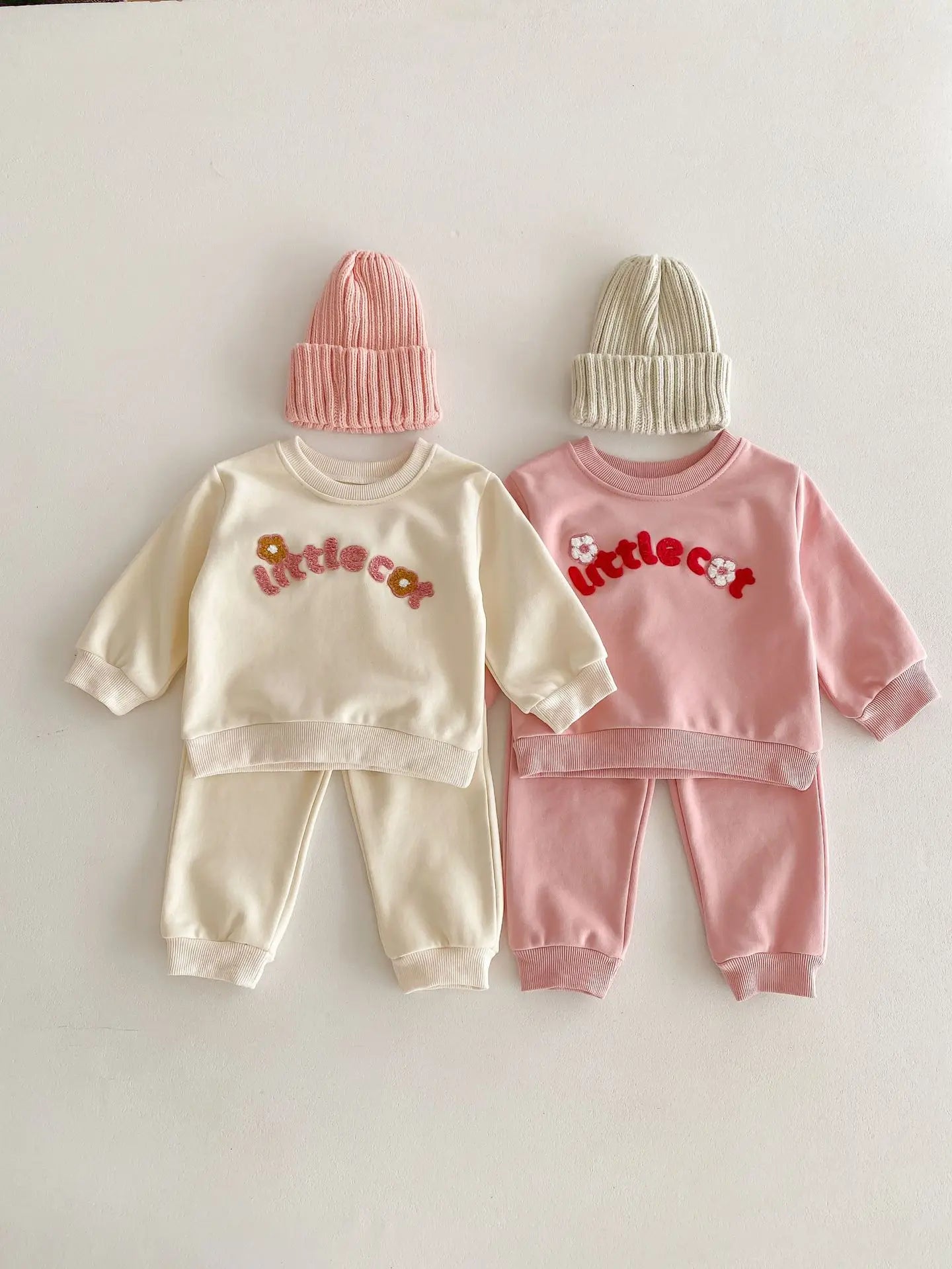 Girls Letter Print Hoodie Round-Neck Sweatshirts and Pants 2 PCS Track Suit