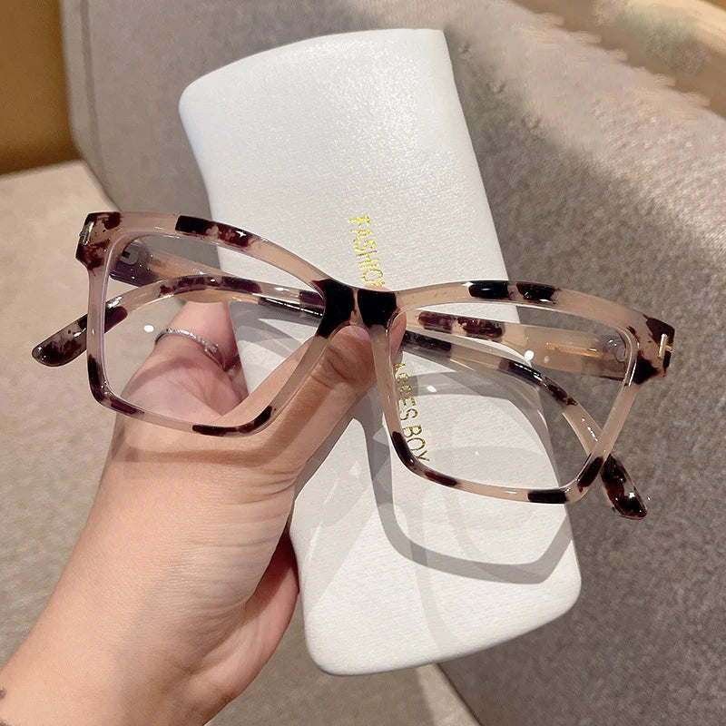 Anti Blue Light Cat Eye Glasses - Fashionable Retro Eyeglass Frame