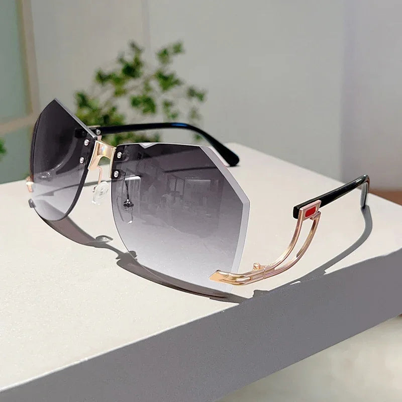 Women's Rimless Irregular Gradient Sunglasses