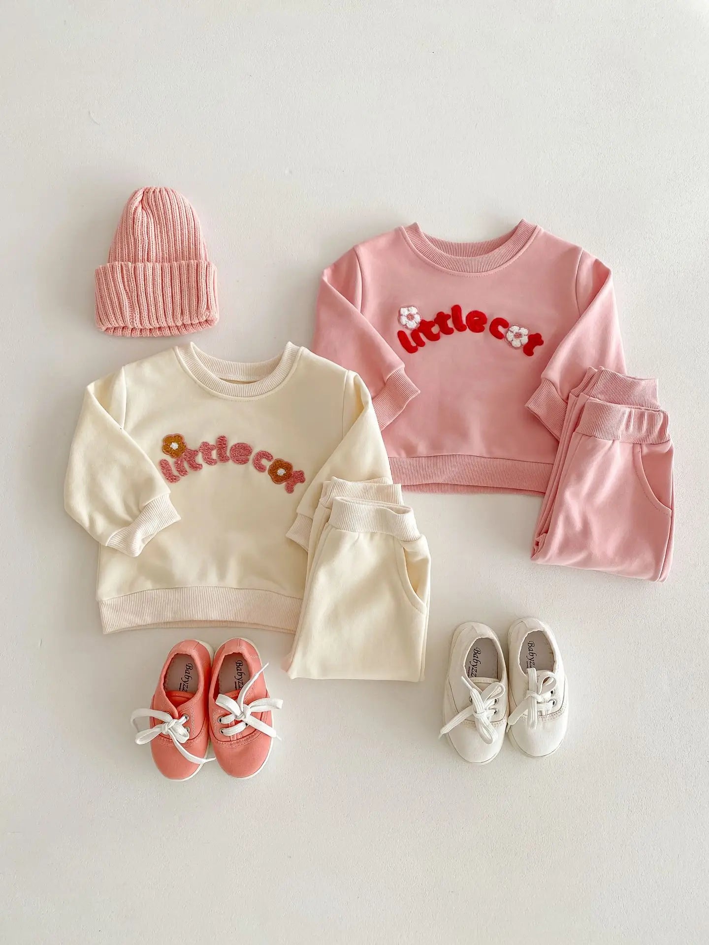 Girls Letter Print Hoodie Round-Neck Sweatshirts and Pants 2 PCS Track Suit