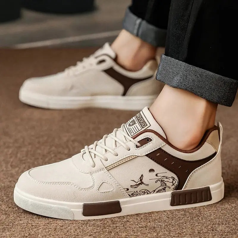 Men's Casual Versatile Skateboard Sports Shoes Lace Up  Sneakers