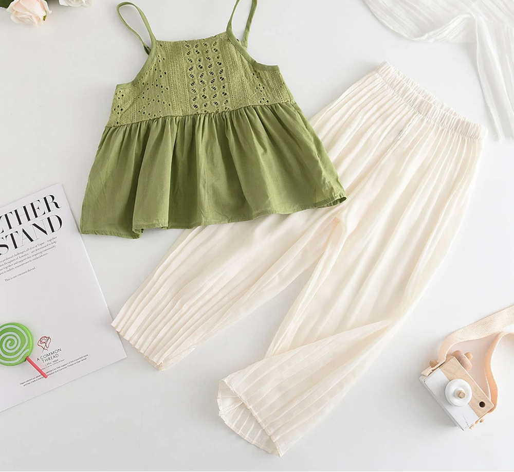 Girls Summer Hollow Suspender Top & Trousers Set – 2-Piece Casual Outfit
