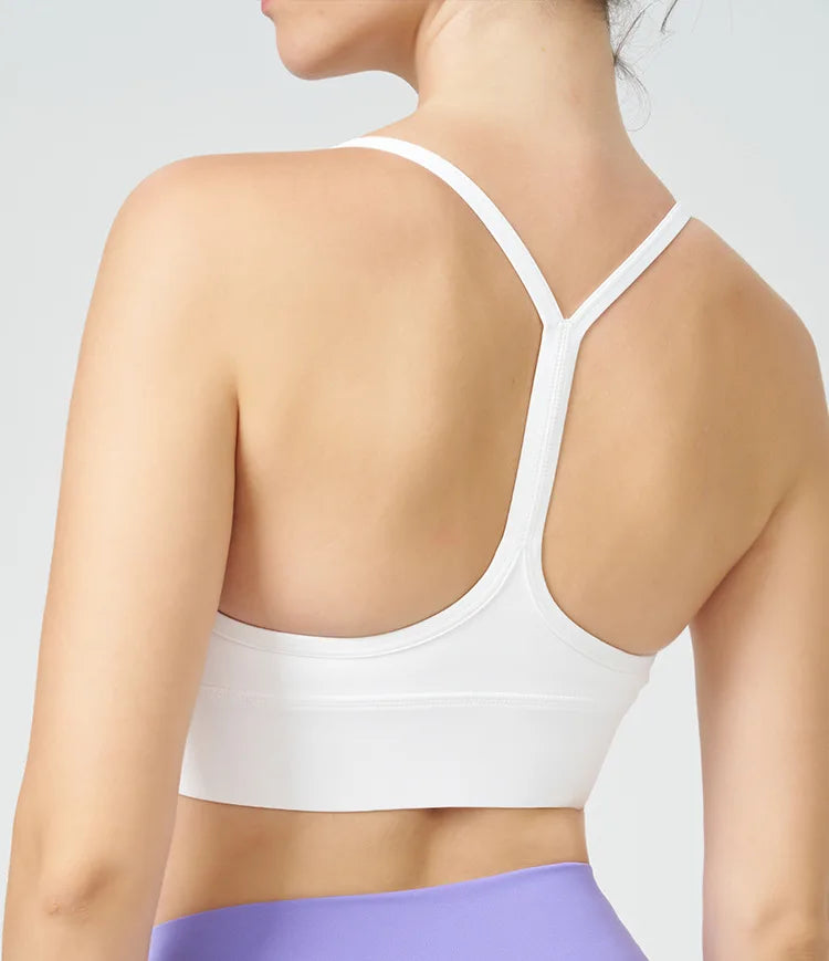 2-Piece Nylon Yoga Set - Sports Bra & Shorts