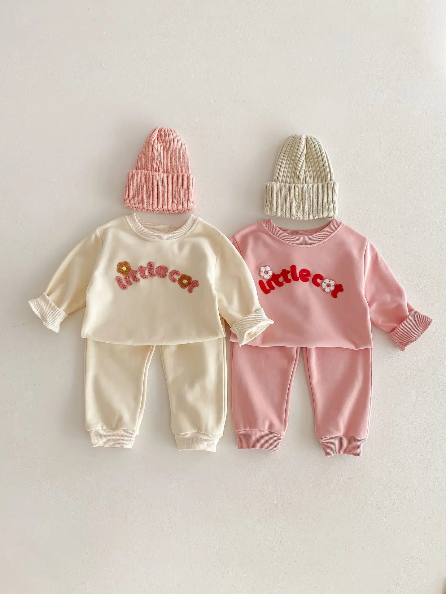 Girls Letter Print Hoodie Round-Neck Sweatshirts and Pants 2 PCS Track Suit