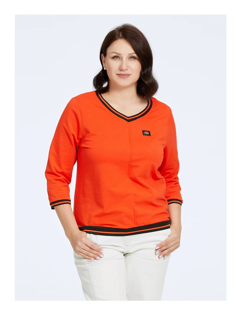 Women's Oversized V-Neck Knitted Jumper with Graffiti Print Detail