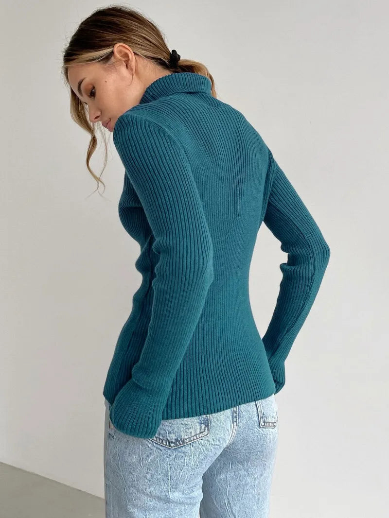 Women's Knitted Pullover Turtleneck