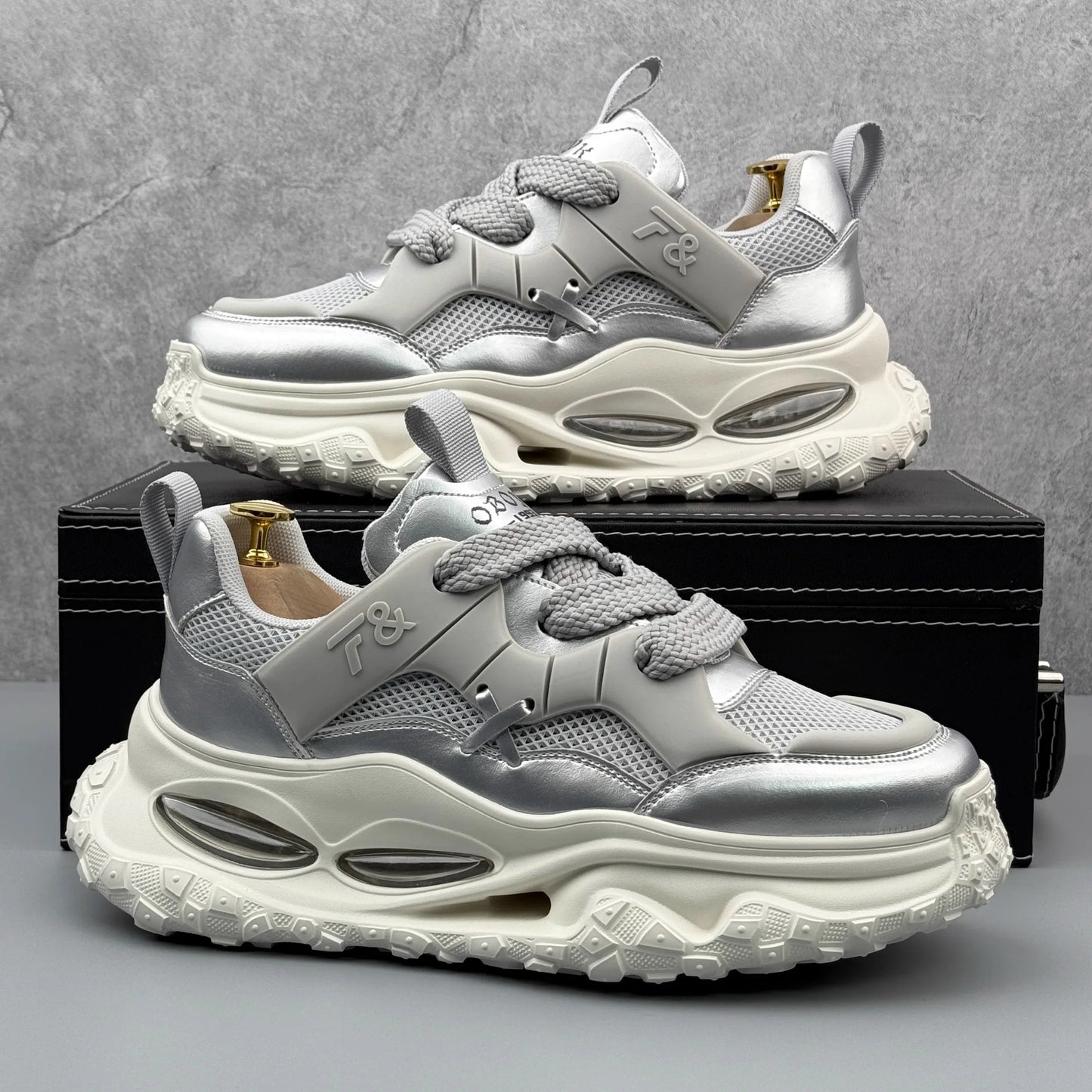 Men's Platform Sneakers - Breathable Lace-Up Tennis Sports Shoes