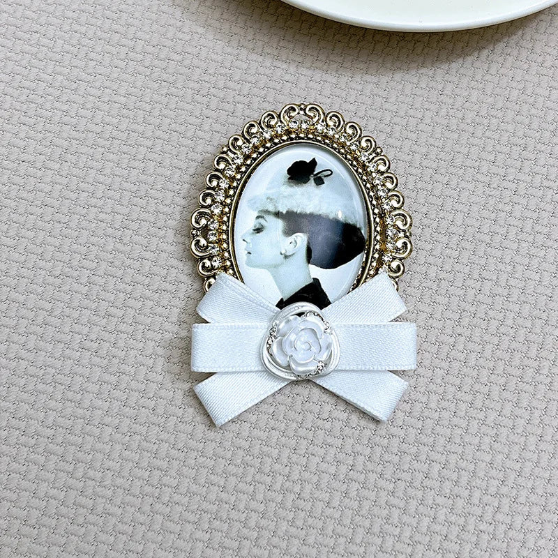 Retro Beauty Head Brooch - Velvet Bow Badge Flower Corsage Pin
