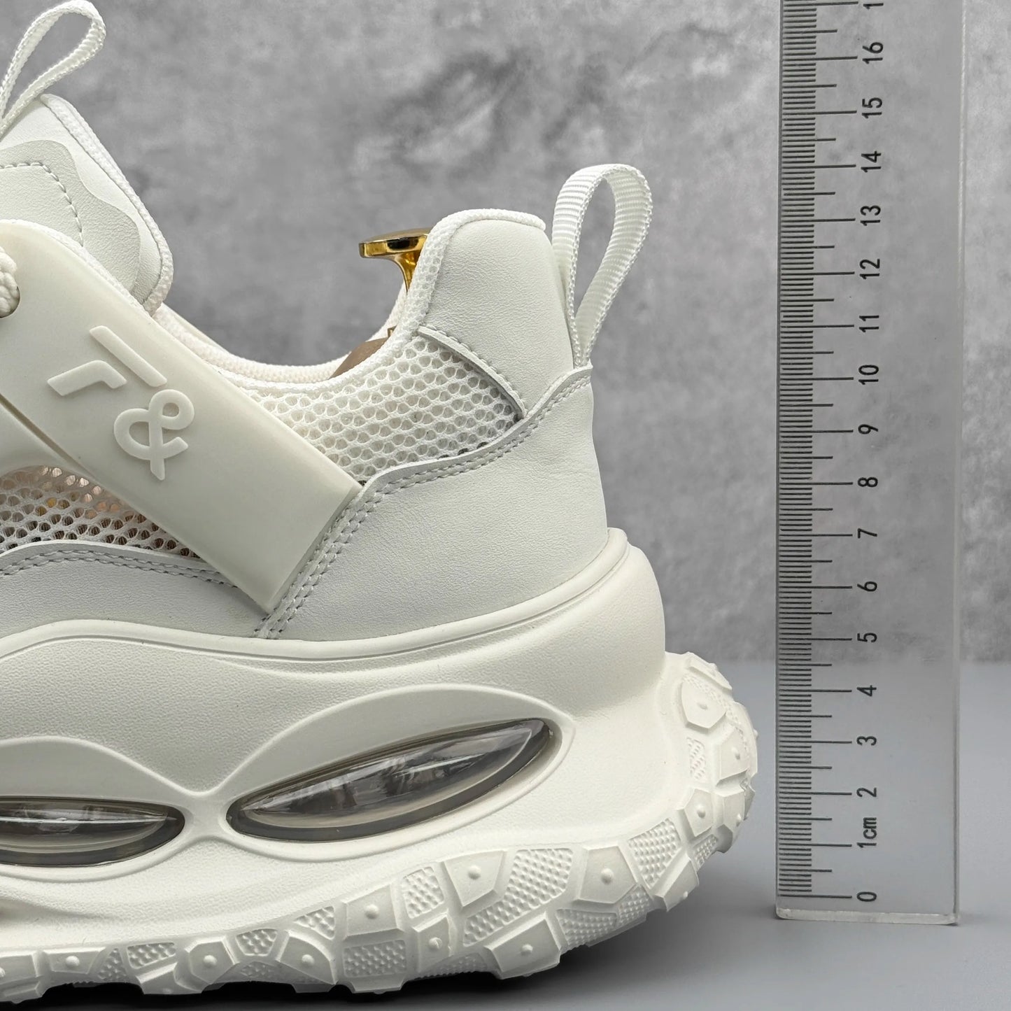 Men's Platform Sneakers - Breathable Lace-Up Tennis Sports Shoes