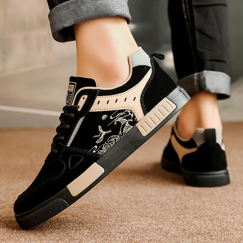 Men's Casual Versatile Skateboard Sports Shoes Lace Up  Sneakers