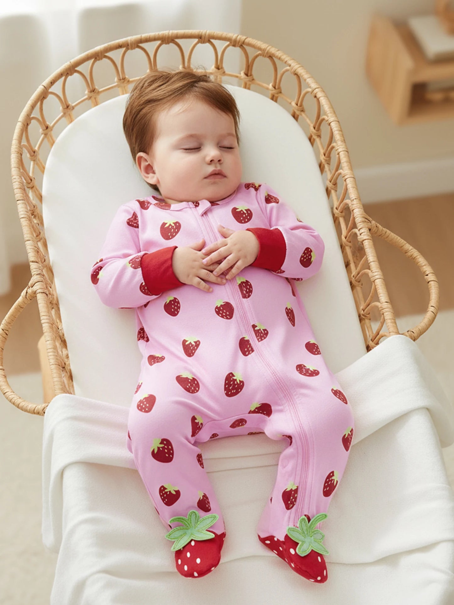 Baby Girls Boys Strawberry Print Romper - Long Sleeve Footed Jumpsuit 0-18M