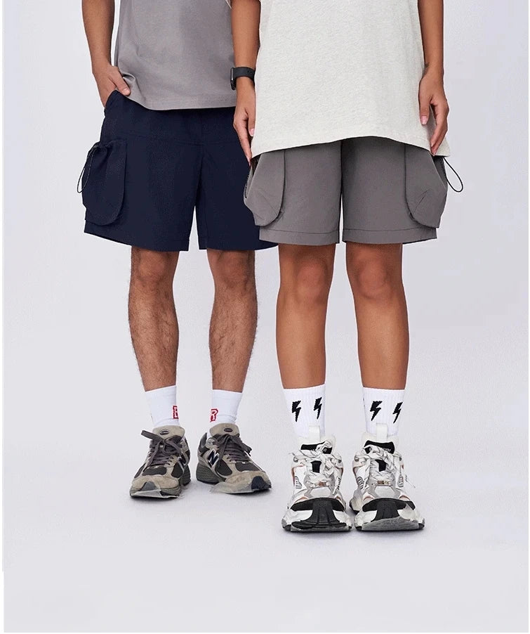 Men's Multi-Pocket Sports Shorts - Waterproof Drawstring