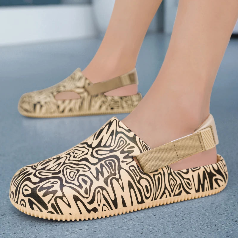 Men's Summer Slippers Outdoor Sandals Design Clogs Beach Slippers Flip Flop Casual Slides