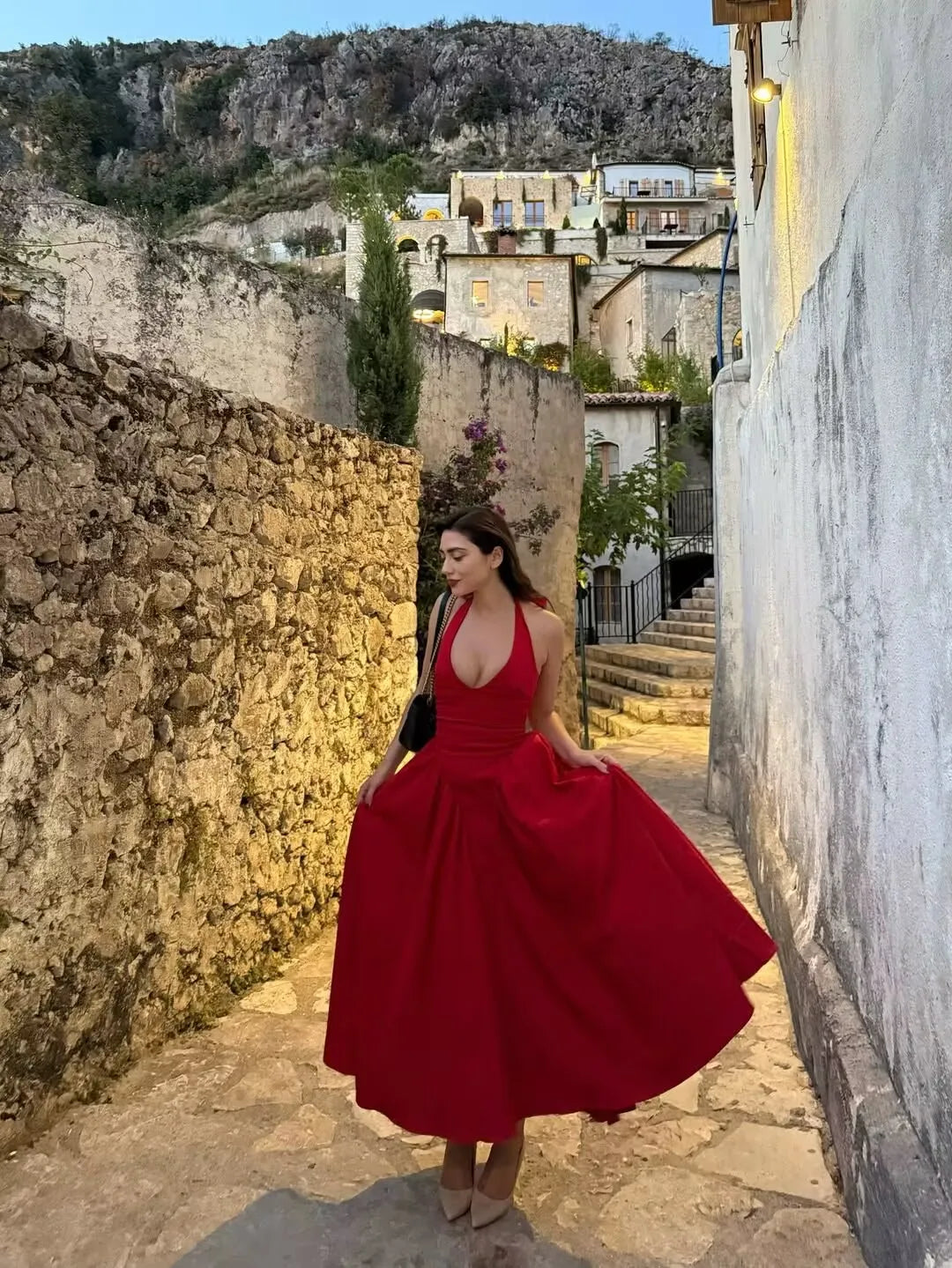 Backless Green Halter Dress - Elegant Low Waist A-Line Midi Dress