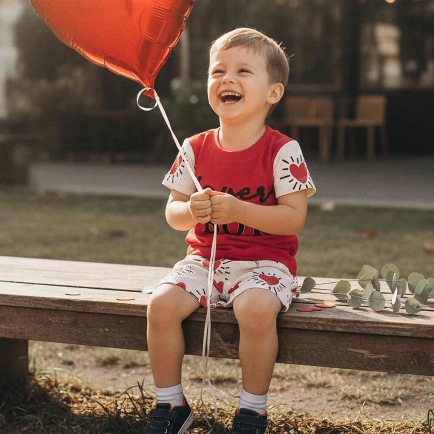 Toddler Boys Valentine's Day Outfit Set - Letter Embroidery T-Shirt & Candy Heart Shorts