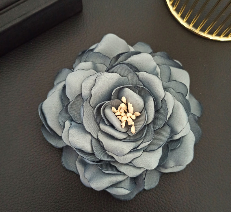 Elegant Fabric Flower Brooch - Lapel Pin Badge for Women