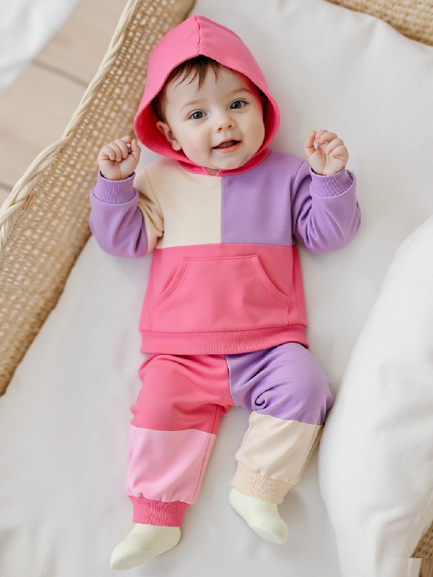 Kids Patchwork Hoodie and Pants Set - Casual Long Sleeve 2-Piece Outfit for Autumn Winter