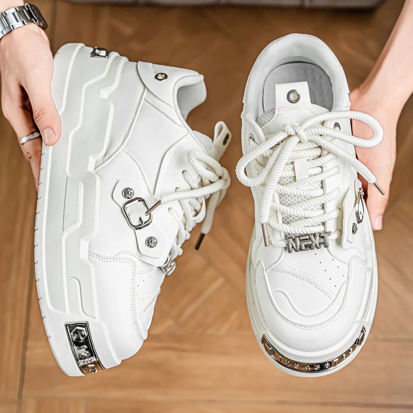 Men's Metal Decoration Platform Sneakers - Vulcanized Sports Shoes