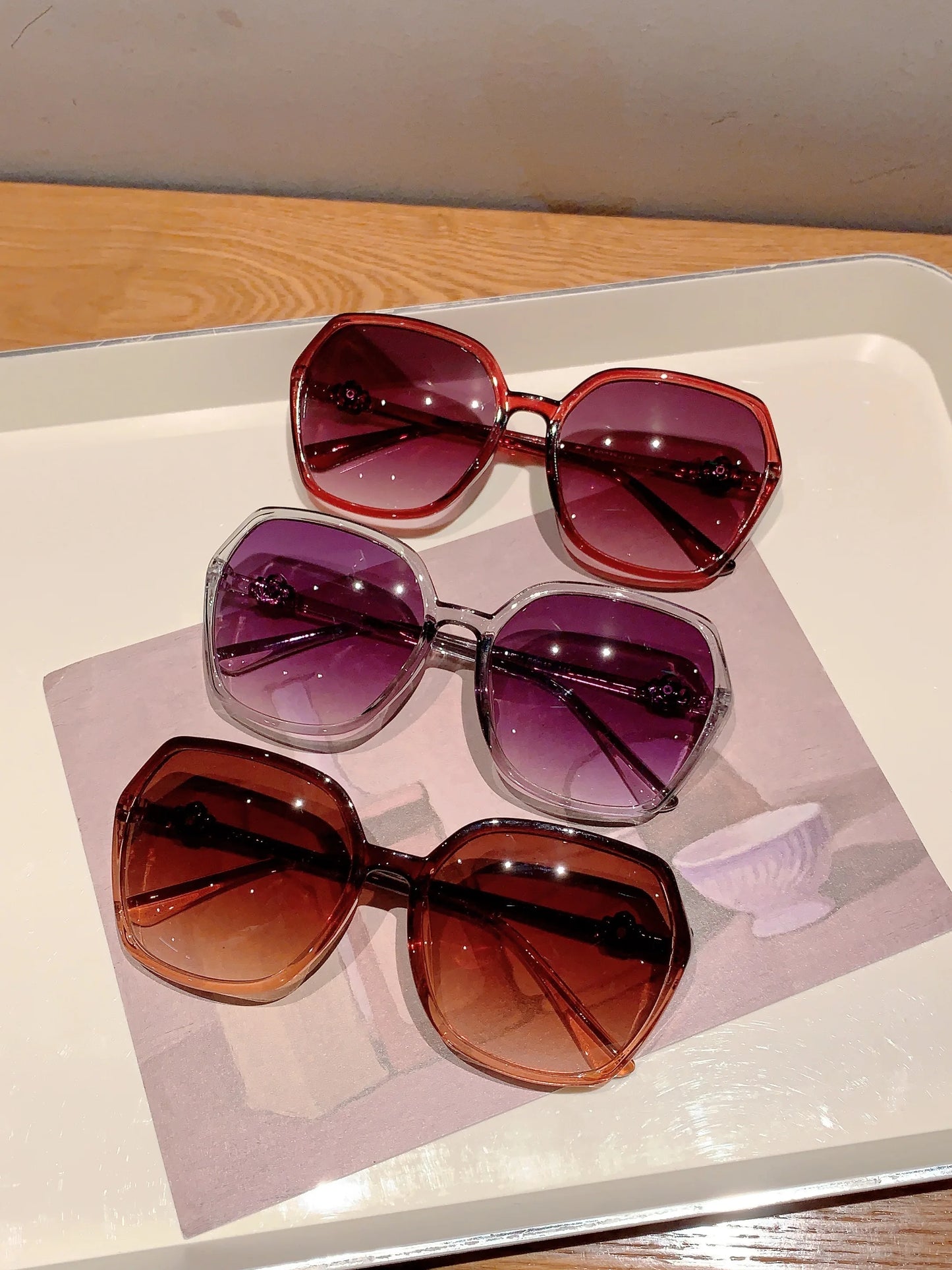 Stylish Gradient Square Sunglasses - Oversized Fashion Eyewear for Travel & Driving