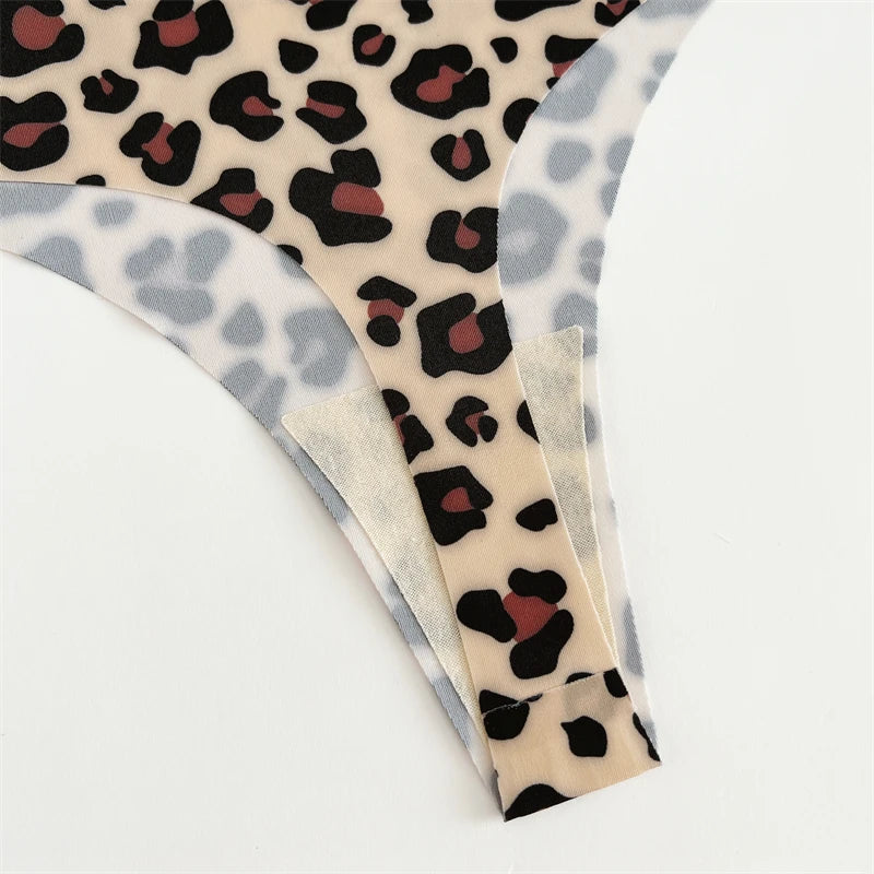 Women's 4Pcs Ultra Soft Underwear Graphic Print Seamless Thongs Stretch Leopard G Strings Comfort Lingerie