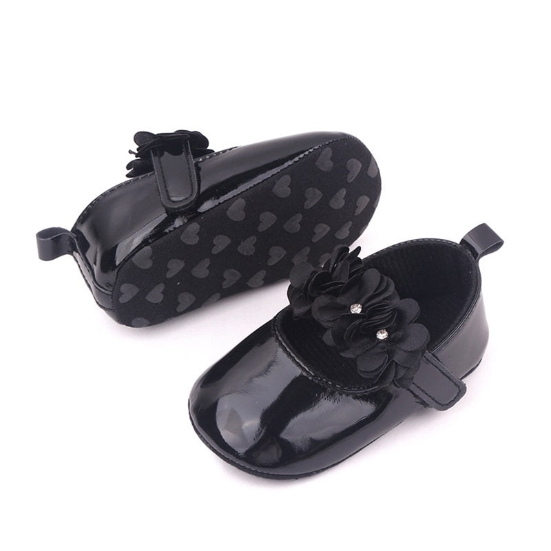 0-11M Baby Girls Cute Shoes 3 Colors Solid Soft Sole Flower Decor PU Leather Flats Shoes First Walkers