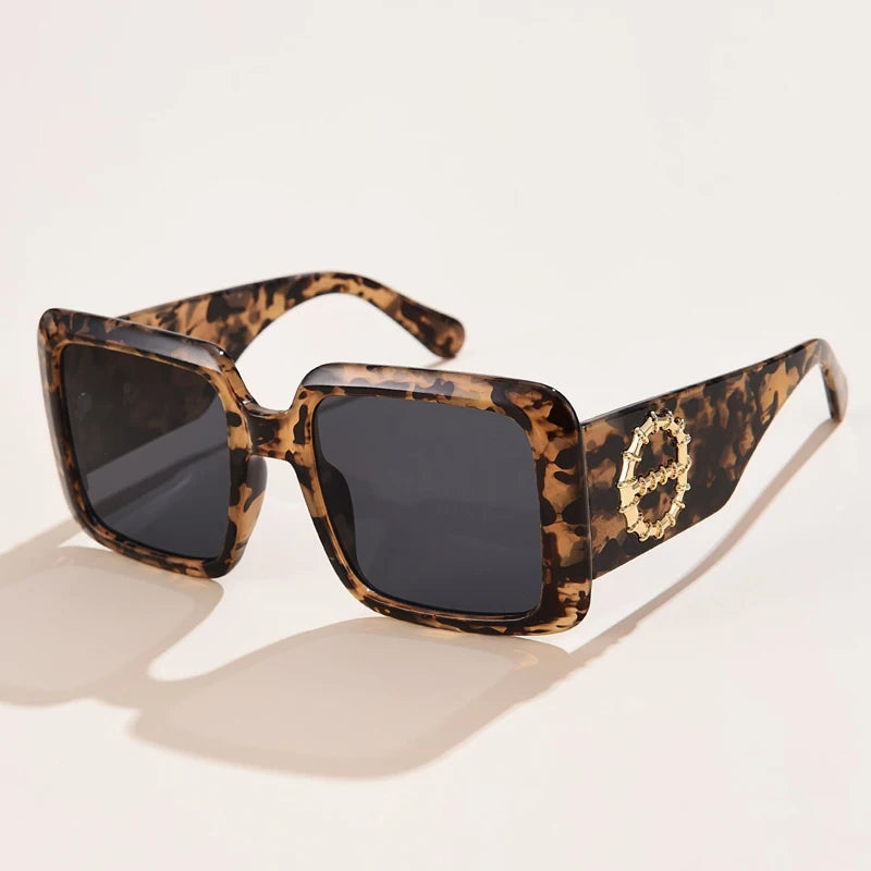 Women's 1/3 Sets Square Frame Wide Sunglasses