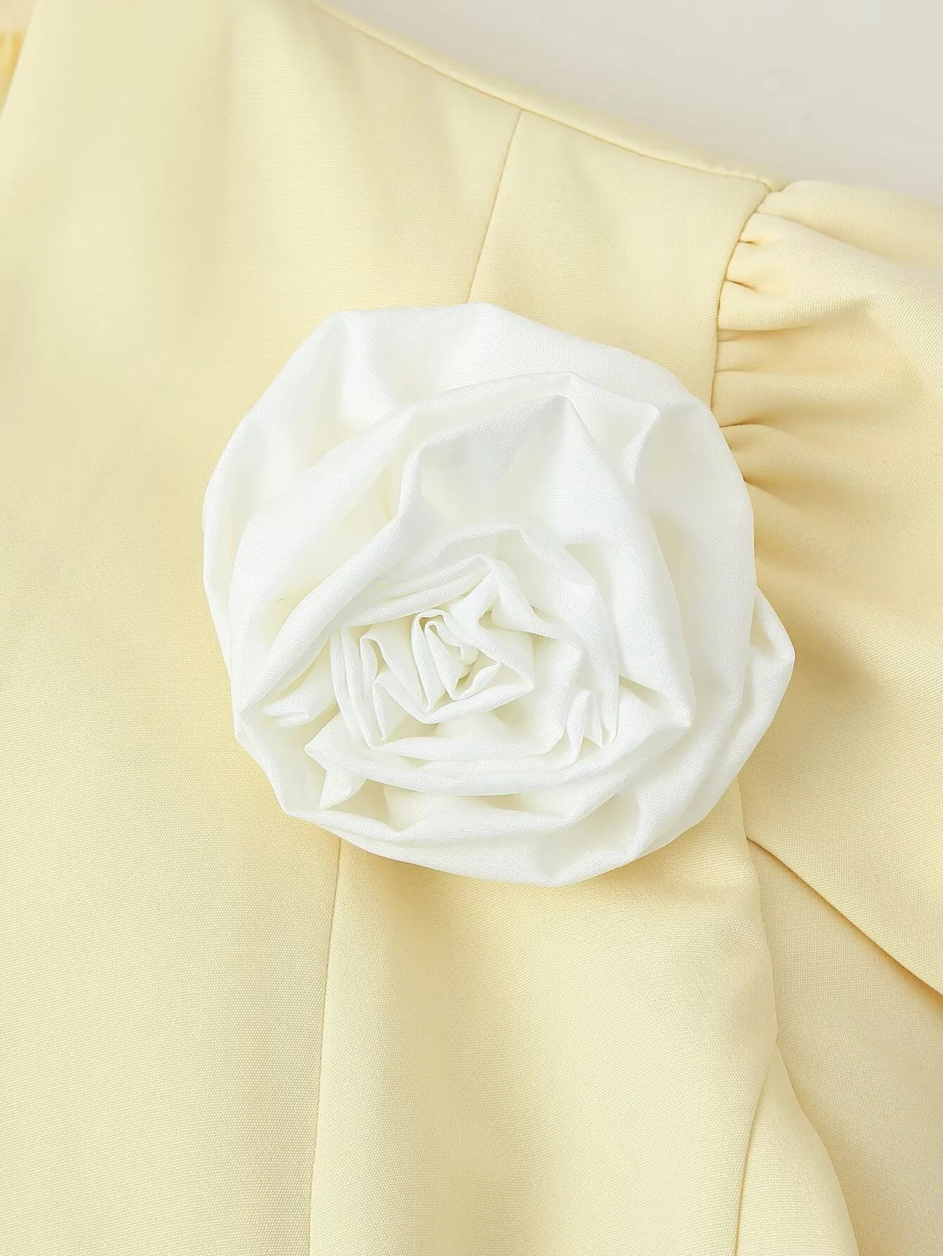 Women's Floral V-Neck Suit Jacket - Waist Cinching Short Sleeve Blazer with Handmade Details