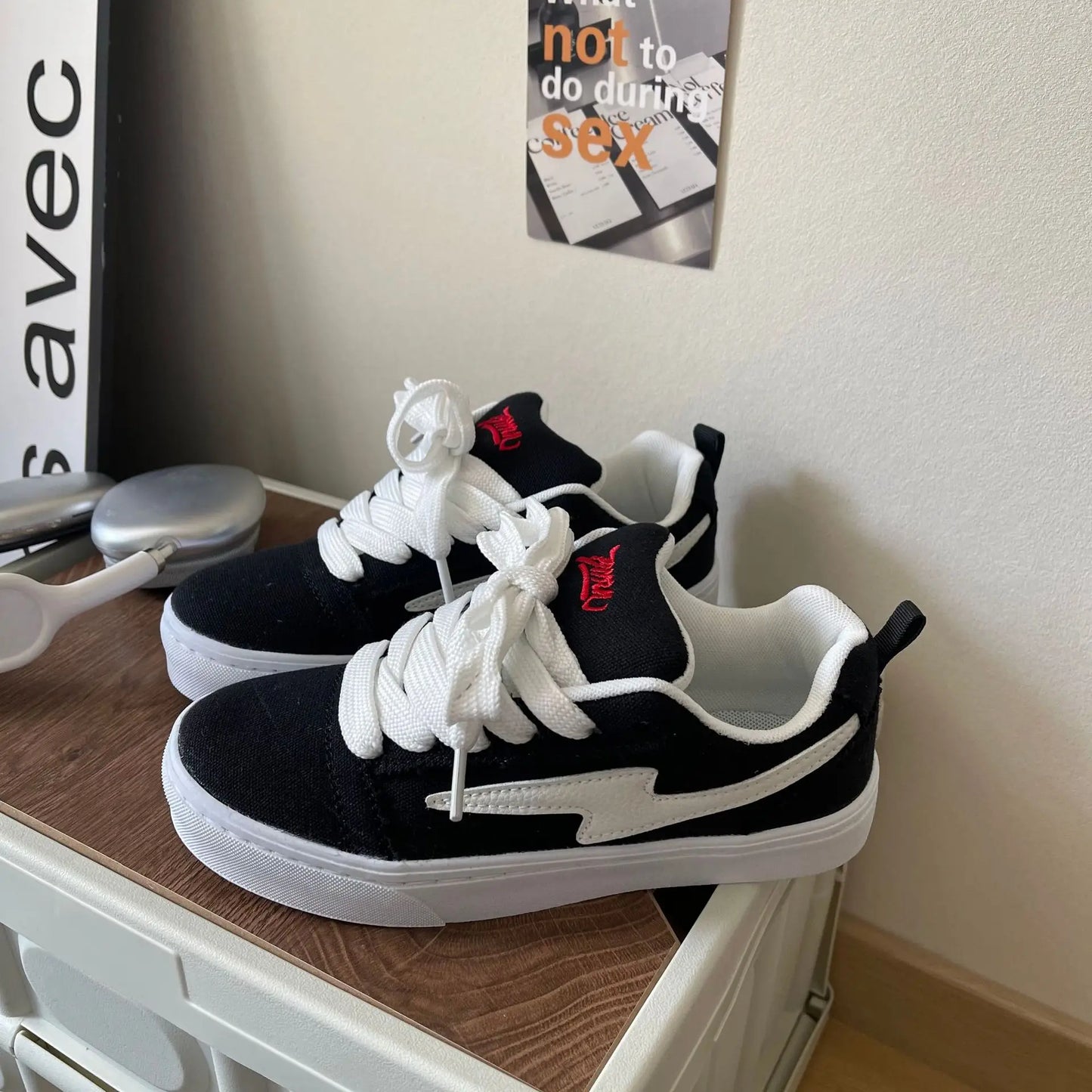 Men's Casual Design Sneakers Sports Shoes Platform Canvas Sneakers
