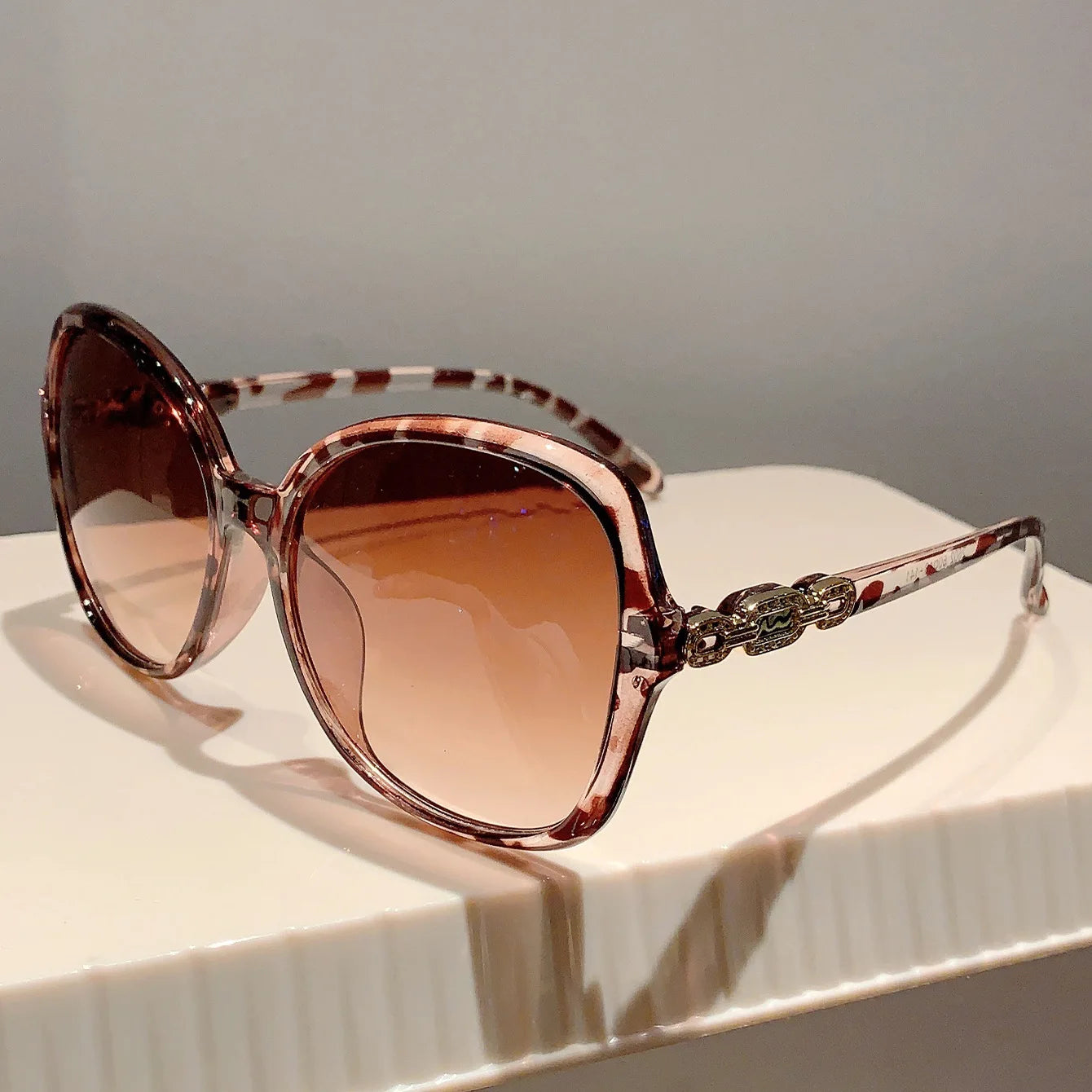Women's Square Oversize Sunglasses