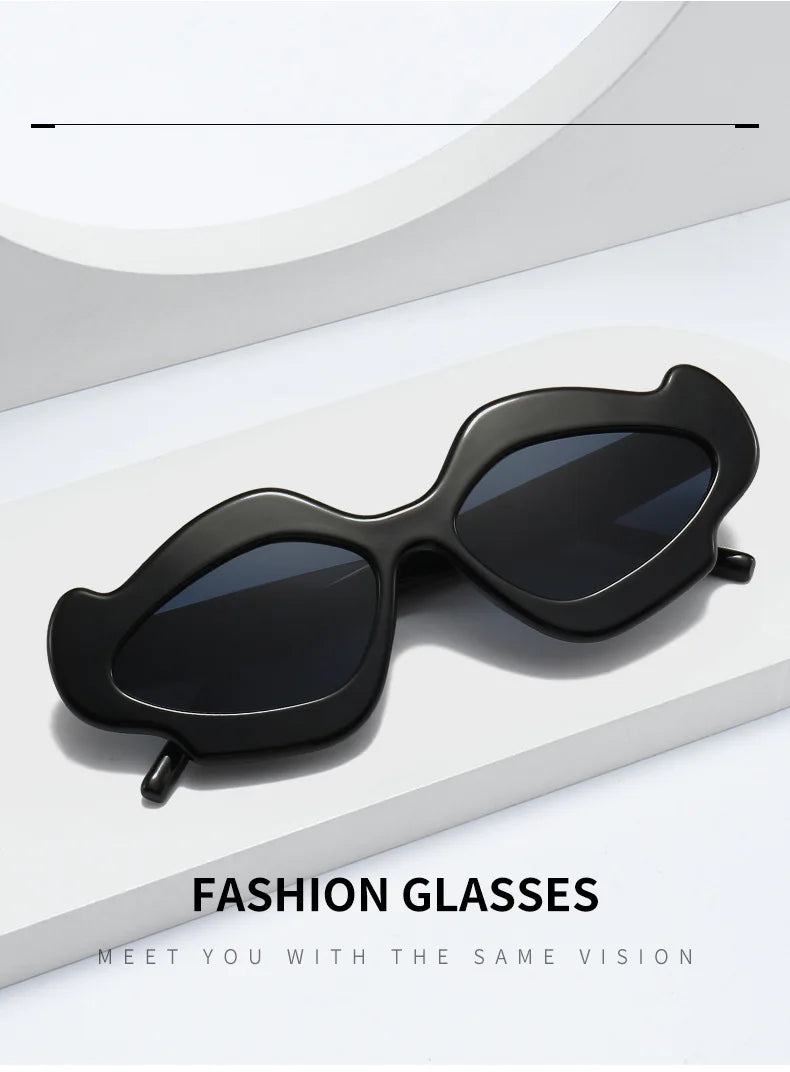 Women's Vintage Flower  Irregular Shape Gradient Sunglasses