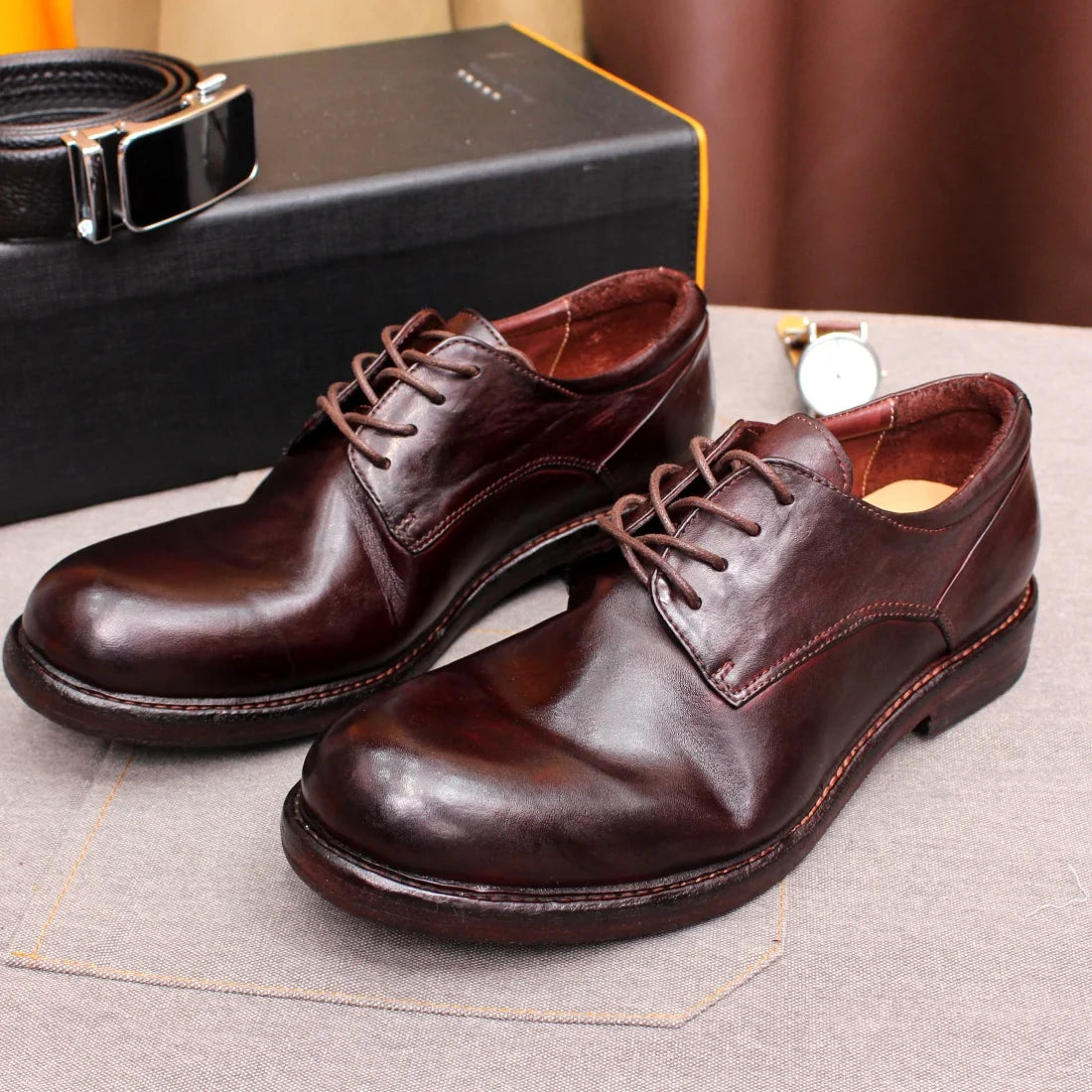 Men's Handmade Goodyear Sewn Comfortable Derby Formal Soft Leather Genuine Leather Round Toe Non-slip Casual Shoes