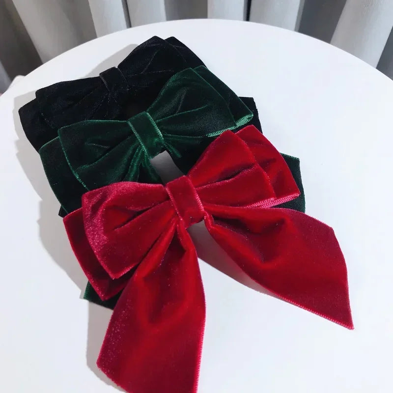Simple Velvet Bow Tie Brooch - College Style Shirt Collar Pin for Women