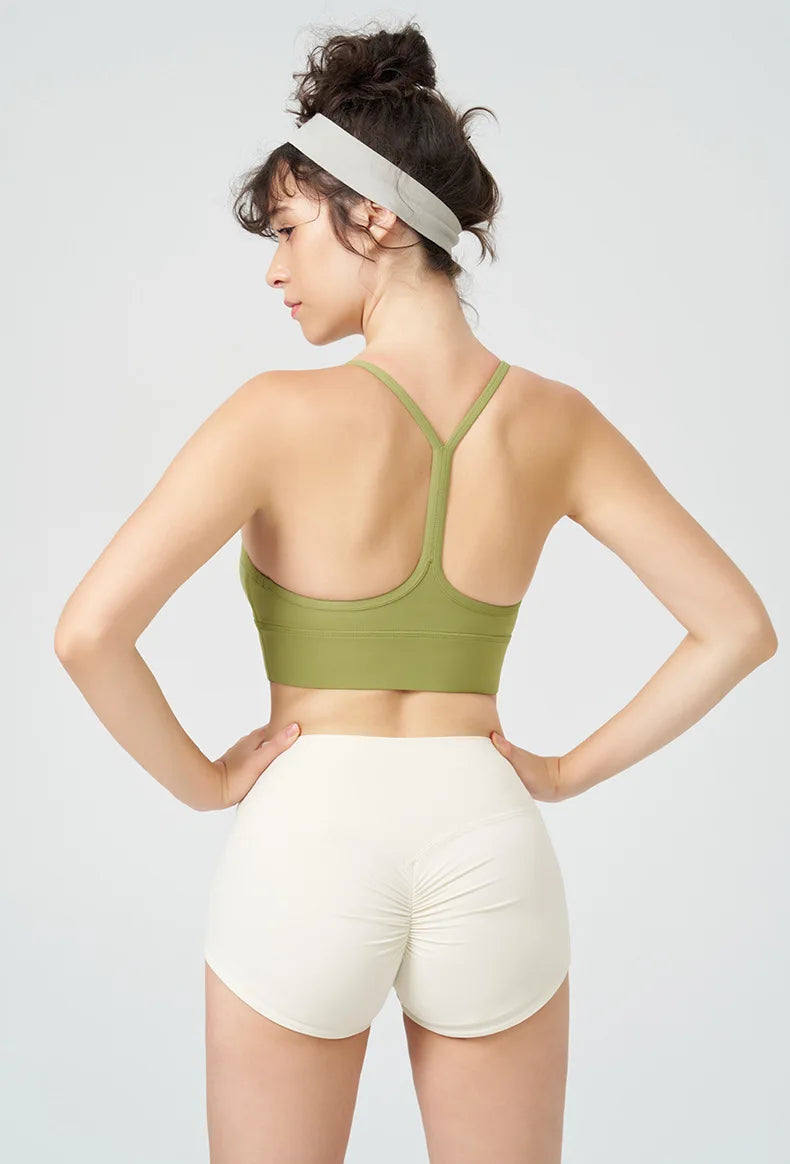 2-Piece Nylon Yoga Set - Sports Bra & Shorts
