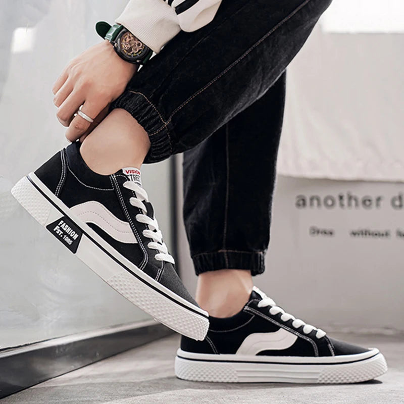 Men's Canvas Skateboard Sneakers - Lace-Up Casual Trainers