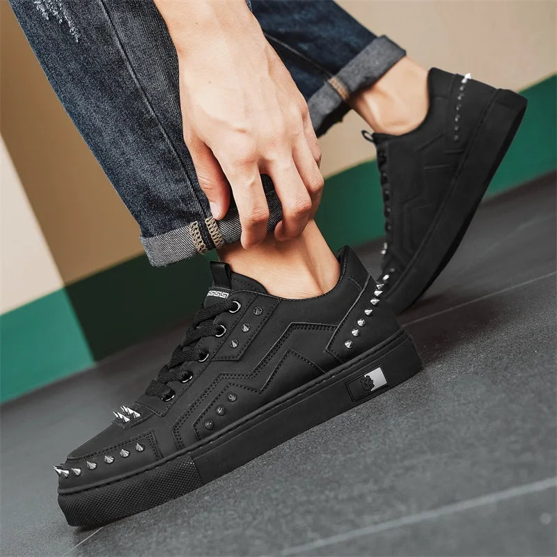 Men's Rivet Design Sneakers - Casual Sports Trainers