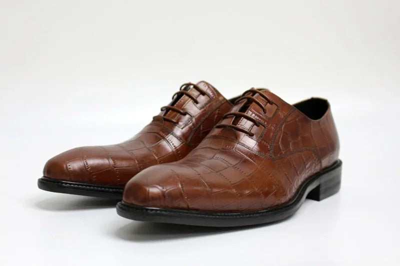 Crocodile Pattern Square Toe Brogue Leather Oxford Shoes