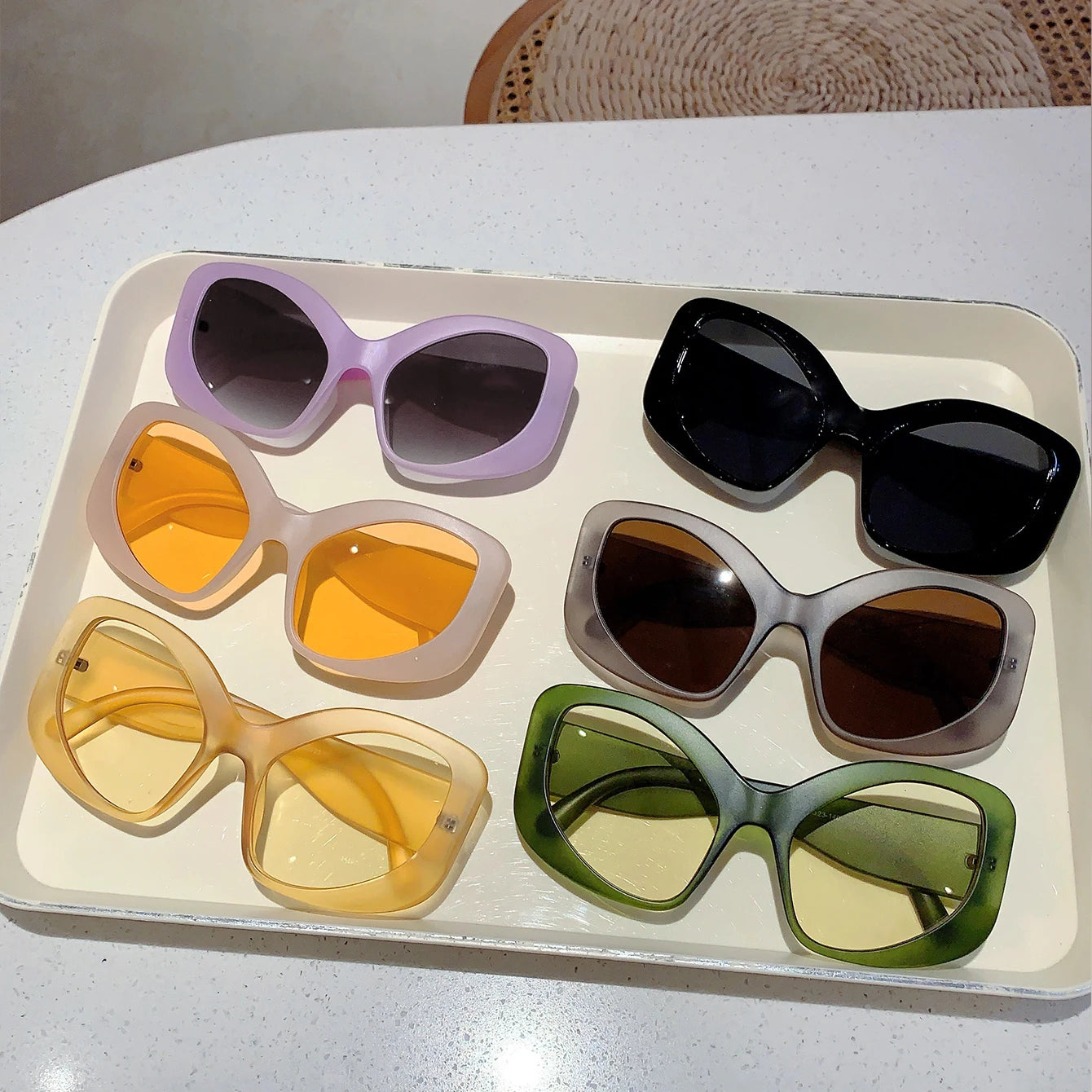 Women's Oversized Irregular Rim Sunglasses