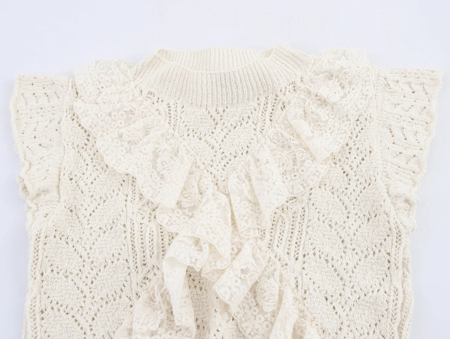 Women's Sweet Layered Jacquard Mesh Knitted Sweater Top - Short Sleeve