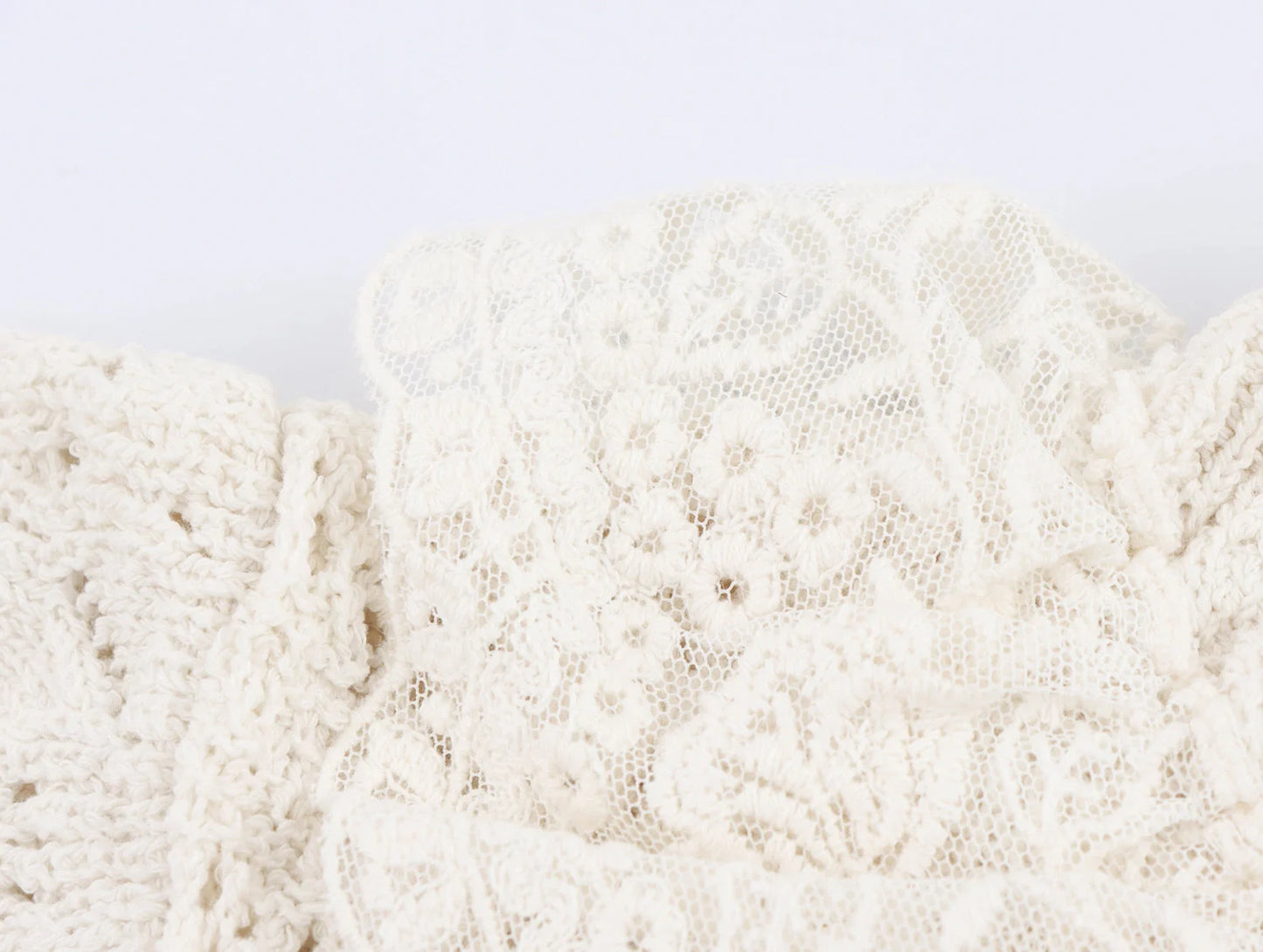 Women's Sweet Layered Jacquard Mesh Knitted Sweater Top - Short Sleeve
